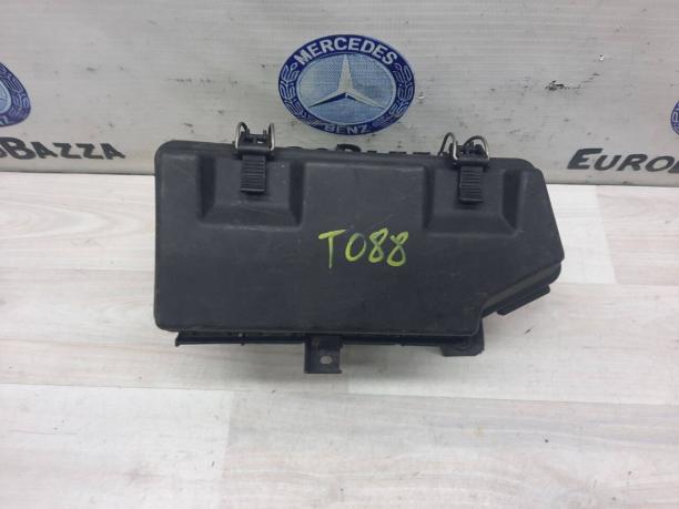 Корпус блока предохранителей Mercedes X164 A1645400782