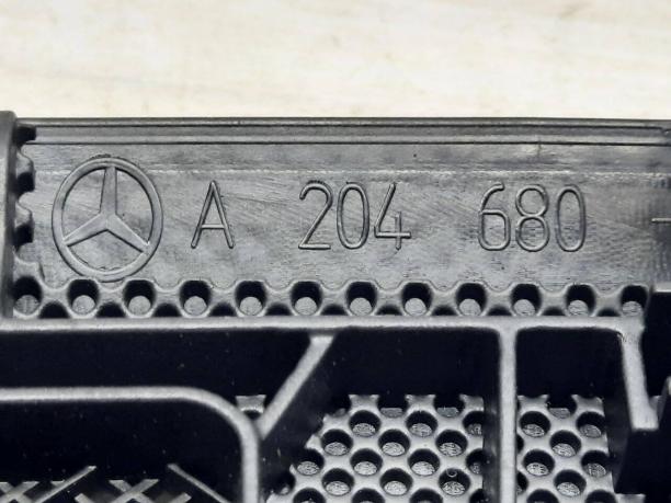 Сетка динамика в торпедо Mercedes W204 A2046802389