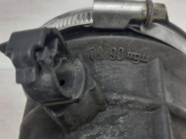 Патрубок дроссельной заслонки Mercedes М104 A1041410990