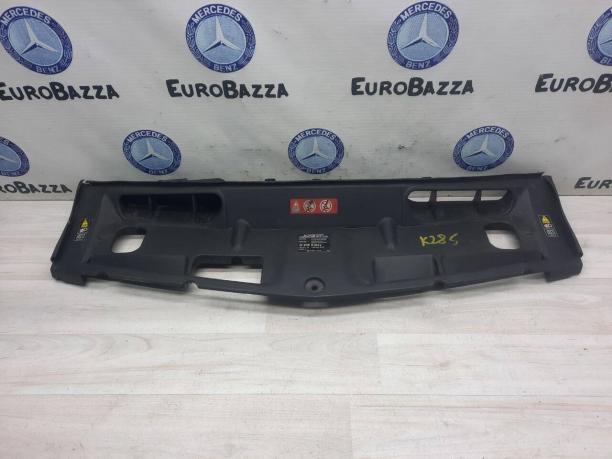 Воздухозаборник Mercedes W204 A2045001455