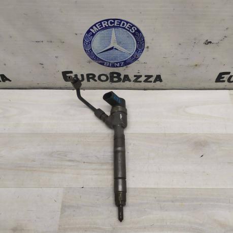 Топливная форсунка Mercedes Om612 A6130700687