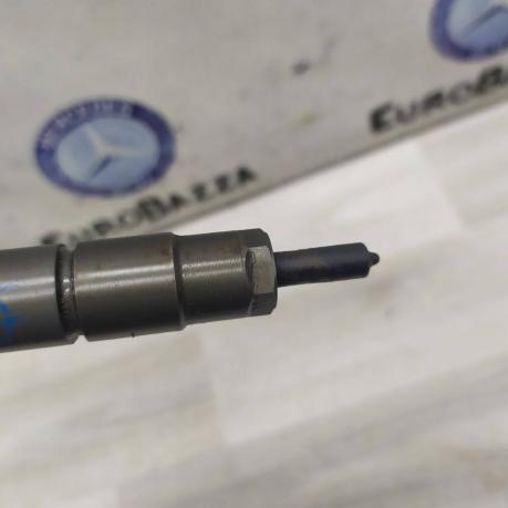 Топливная форсунка Mercedes Om612 A6130700887
