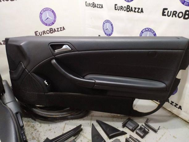 Передние сидения и потолок Mercedes W203 Coupe 