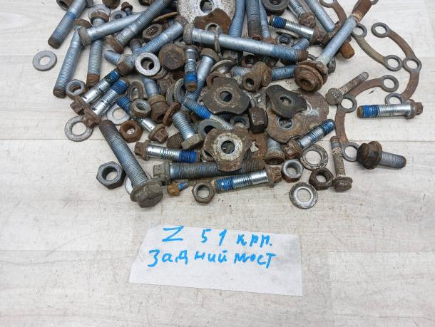 Болт подвески заднего моста Mercedes W220 A2204230271