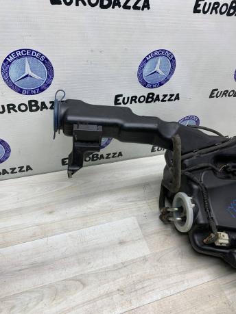 Бачок стеклоомывателя с обогревом Mercedes W212 A2048602260