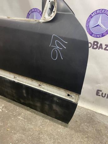 Дверь передняя правая Mercedes W202 A2027200405