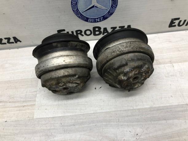 Опора двигателя Mercedes W211 A2112402517