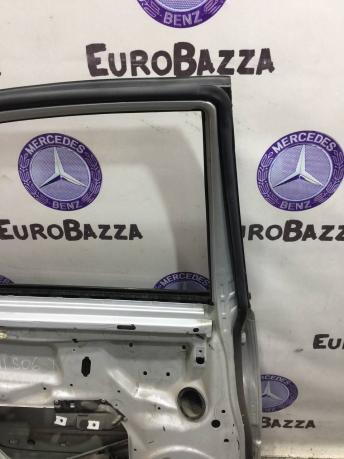Дверь задняя левая Mercedes W211 A2117300105