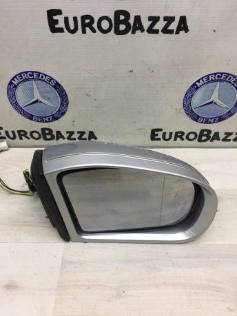 Зеркало заднего вида правое Mercedes W211 A2038101664