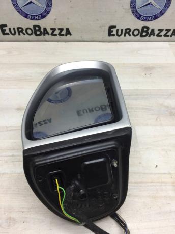Зеркало заднего вида правое Mercedes W211 A2038101664
