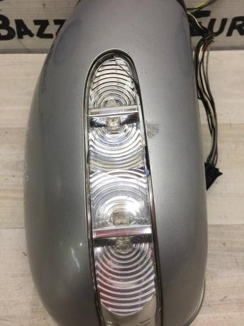 Зеркало заднего вида правое Mercedes W211 A2038101664