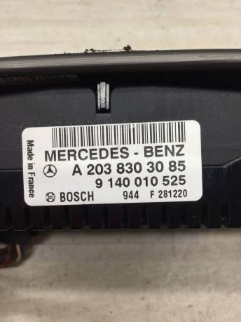 Блок управления климатом Mercedes W203 A2038303085