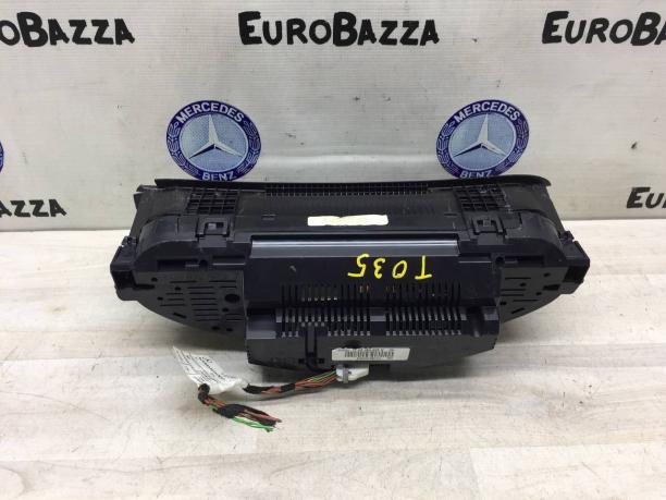 Приборная панель Mercedes W209 A2095405411