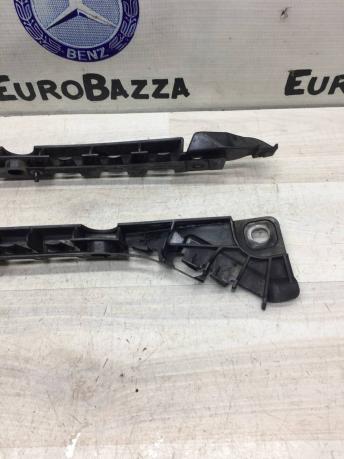 Кронштейн заднего бампера Mercedes W212 A2128850763
