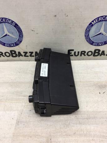 Блок управления климатом Mercedes W220 A2208300185