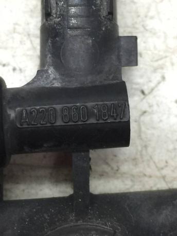 Форсунка фароомывателя Mercedes W220 A2208601847