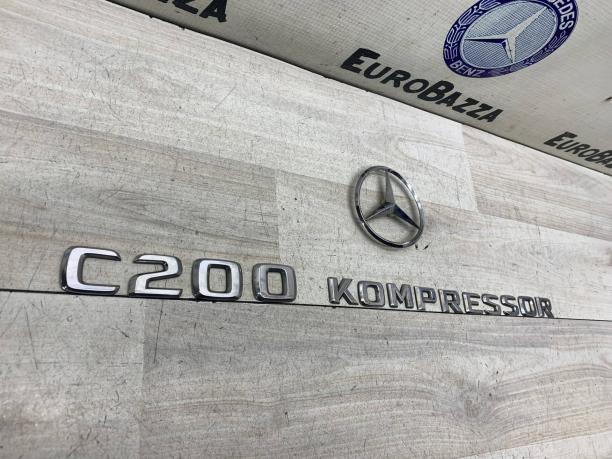 Знак и шильдик Mercedes W203 Coupe A2038173015