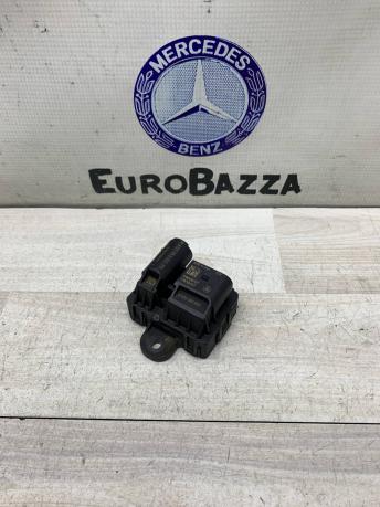 Реле накала свечей Mercedes Om651 A6511530279