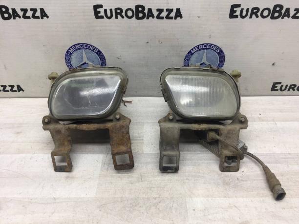 Противотуманная фара Mercedes W210 A2108200156