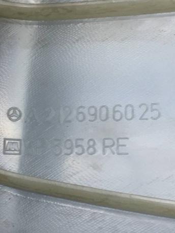 Накладка передней стойки кузова Mercedes W212 A2126905925