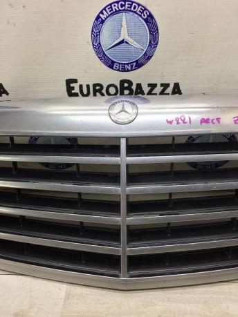 Решетка радиатора Mercedes W221 A2218800083