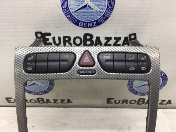 Накладка центральной консоли Mercedes W203 Coupe А2036802439 А2036802439