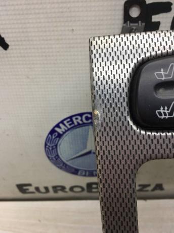 Накладка центральной консоли Mercedes W203 Coupe А2036802439 А2036802439