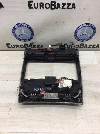 Накладка центральной консоли Mercedes W203 Coupe А2036802439 А2036802439