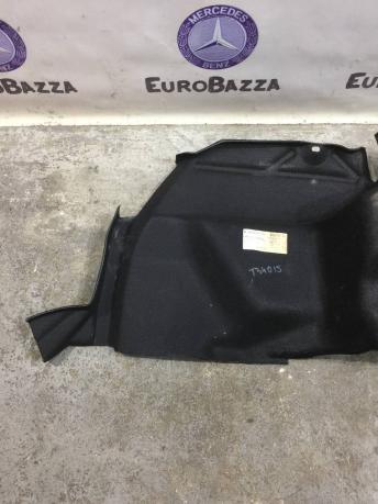 Обшивка багажника левая Mercedes W208 A2086930191