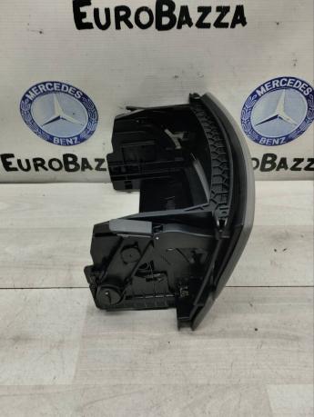 Бардачок дополнительный  Mercedes W221 A2216800834