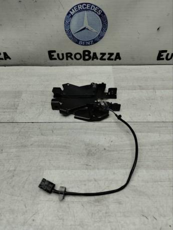 Замок складной крыши передний Mercedes R170 A1707900277