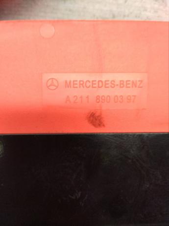 Знак аварийной остановки Mercedes W211 A2118900397