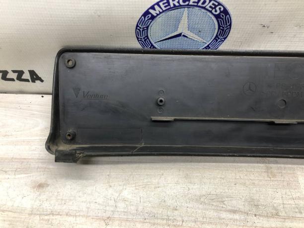 Площадка под передний номер Mercedes W203 A2038850281