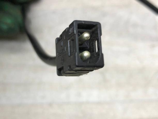 Форсунки стеклоомывателя на шланге Mercedes R170 A1708601747
