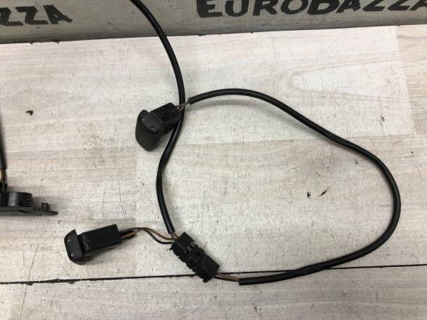 Форсунки стеклоомывателя на шланге Mercedes R170 A1708601747