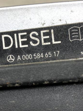 Лючок бензобака Mercedes W221 A2217570006