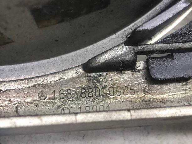 Решетка радиатора Mercedes W163 A1638800985