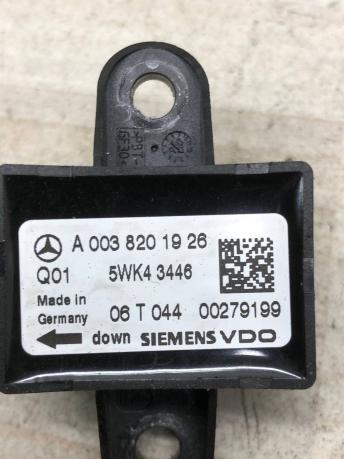 Датчик удара Mercedes W221 A0038201926