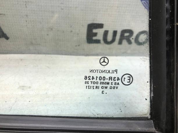 Форточка задней левой двери Mercedes W220 A2207300555