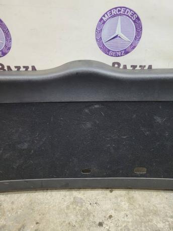Обшивка крышки багажника Mercedes W164 A1647401770