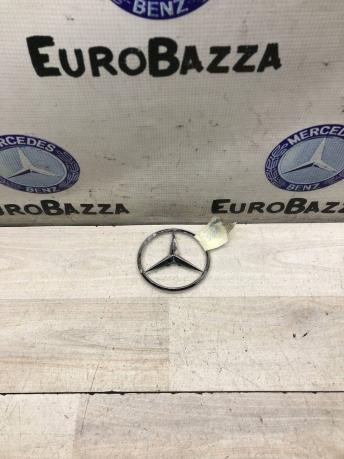 Эмблема крышки багажника Mercedes W221 A2217580058