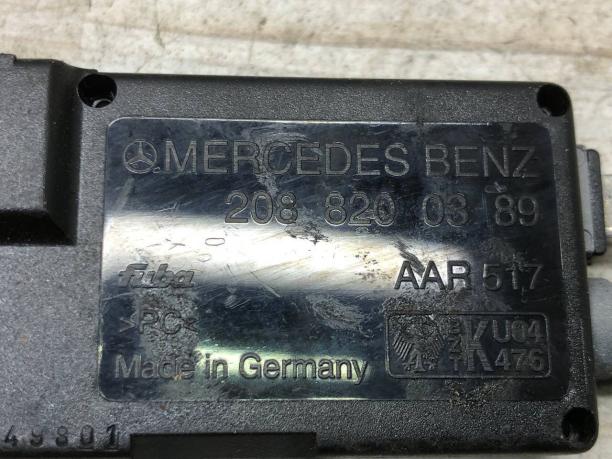 Усилитель антенны Mercedes W208 A2088200389