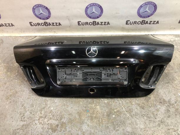 Крышка багажника Mercedes W208 A2087500175