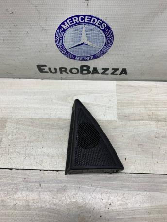 Треугольник двери передней правой Mercedes W211 A2117250194