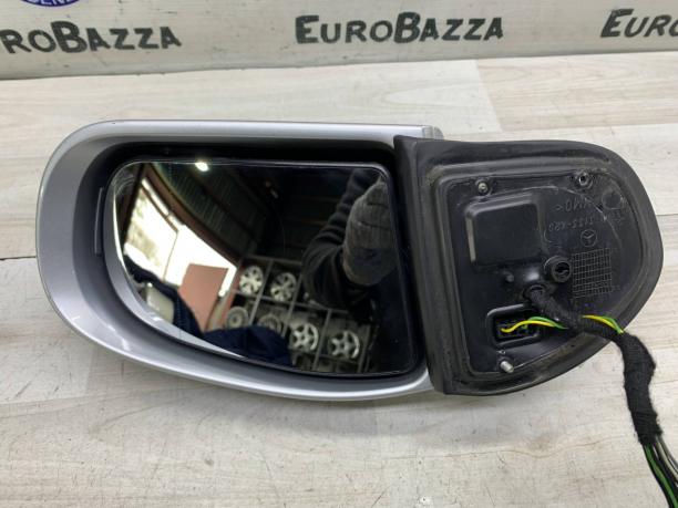 Зеркало заднего вида правое Mercedes W211 A2038101664
