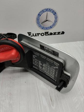 Лючок бензобака Mercedes W221 A2217570006