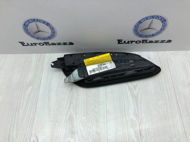 Подушка безопасности сидения правая Mercedes W211 A2118602805