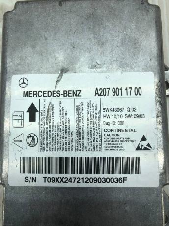 Блок управления парктроников Mercedes W204 Coupe A2079011700