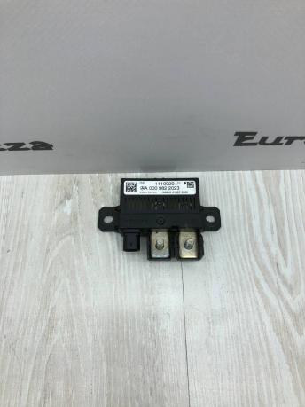 Реле аккумулятора Mercedes W204 A0009822023