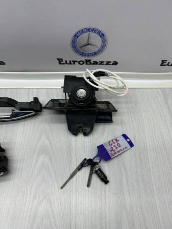 Система замков и личинок с ключами Mercedes W208 A2087600105